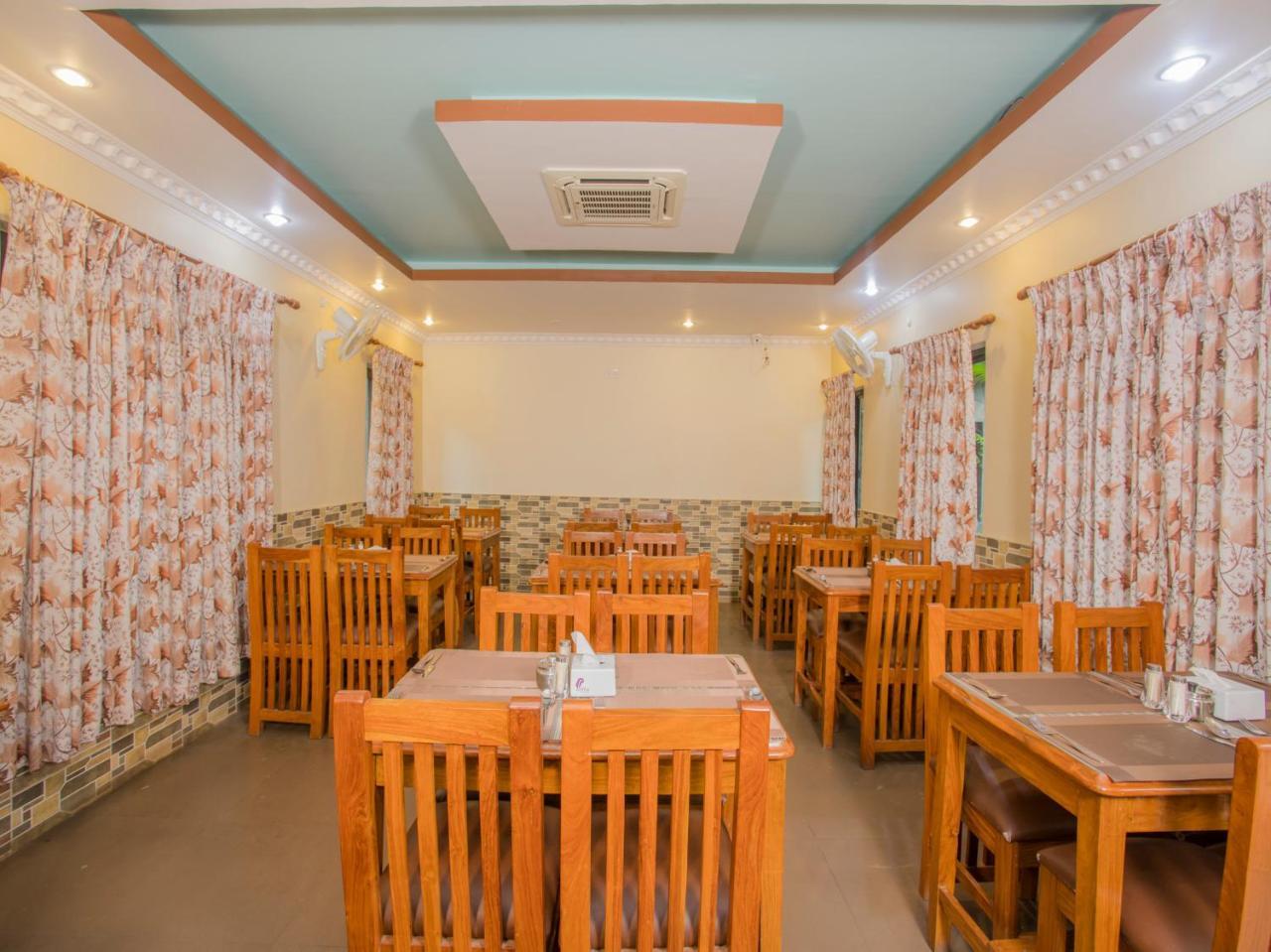 Hotel Trip Pokhara Bagian luar foto