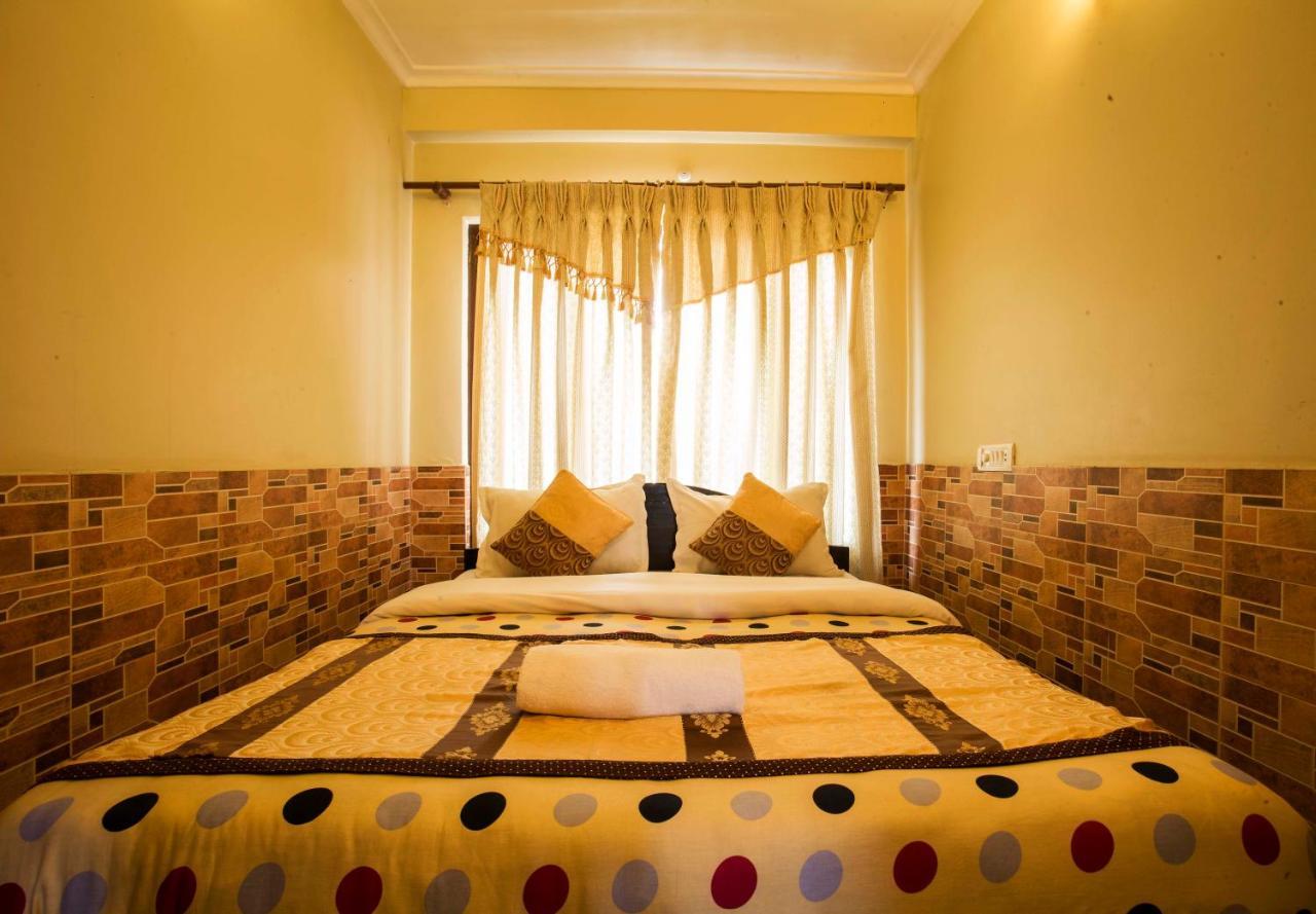 Hotel Trip Pokhara Bagian luar foto